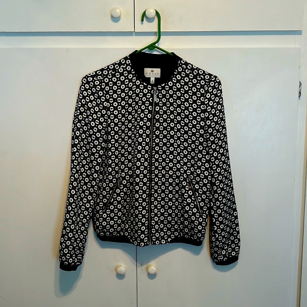 Small Chaus New York Blazer. Black and White. Super cute office wear.